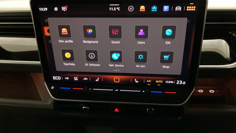 Volkswagen ID. Buzz 210kW Life Pro 86kWh 5dr LWB Auto [7 Seat] Electric Estate